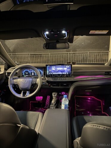 Toyota Camry-7