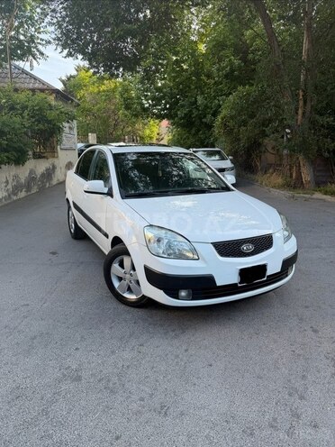 Kia Rio-1