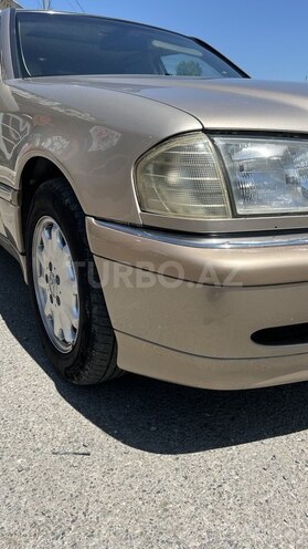 Mercedes C 230-2