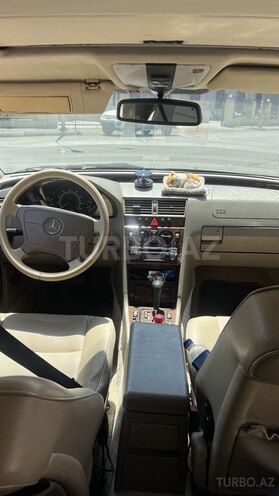 Mercedes C 230-12