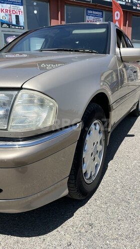 Mercedes C 230-3