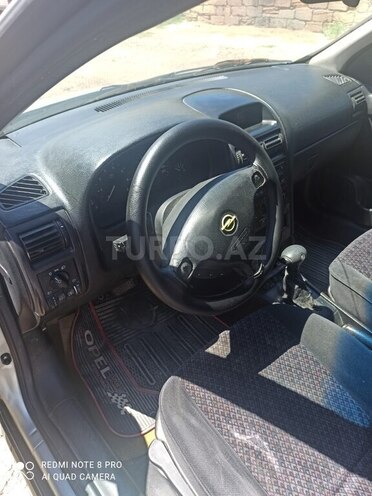 Opel Astra-8
