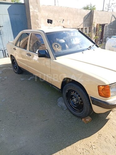 Mercedes 190-3