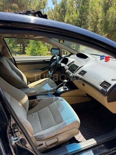 Honda Civic-10