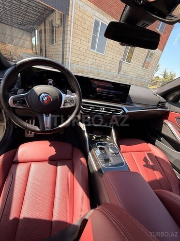 BMW 330e-13