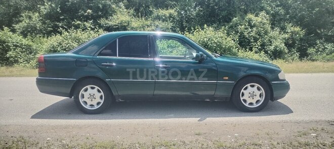 Mercedes C 200-2