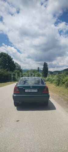 Mercedes C 200-10