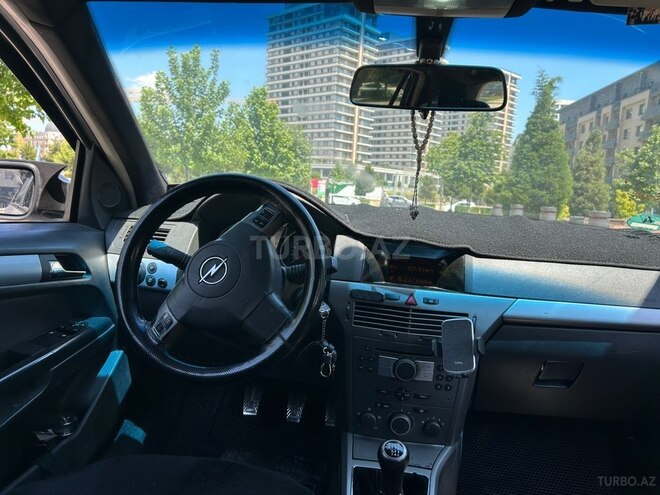 Opel Astra-11