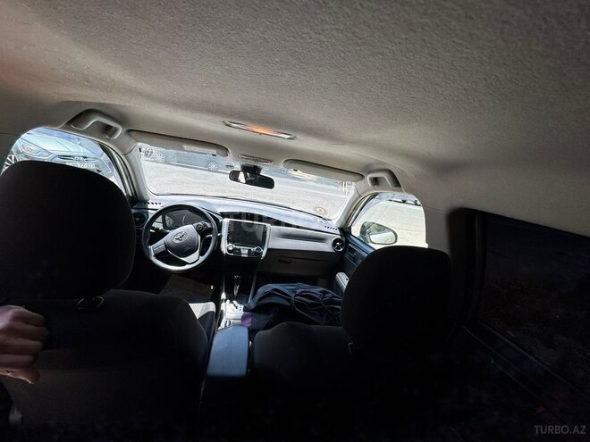 Toyota Corolla Fielder-6