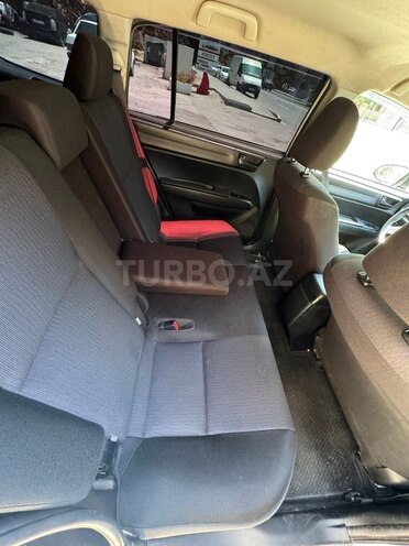 Toyota Corolla Fielder-3