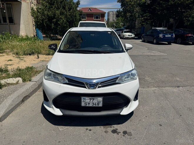 Toyota Corolla Fielder-1