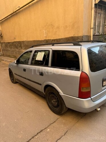 Opel Astra-2