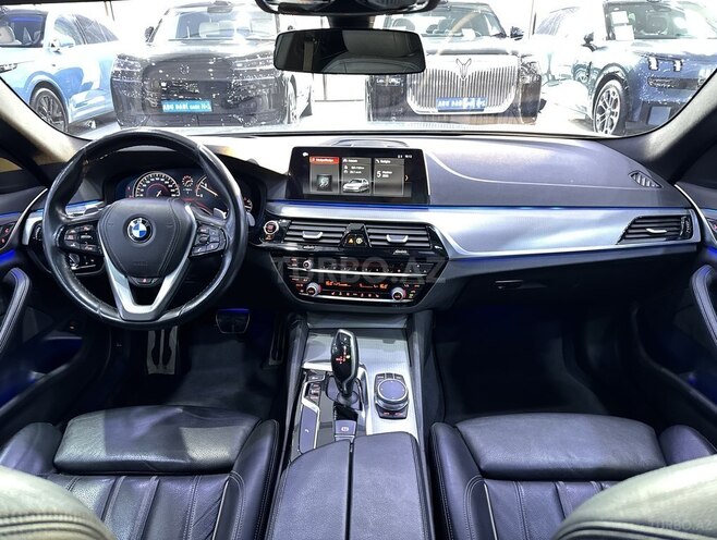 BMW 520d-8