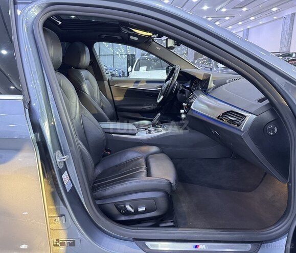 BMW 520d-12