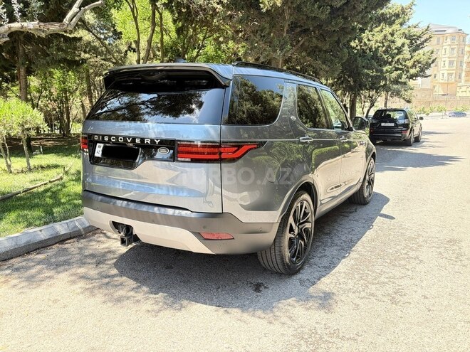 Land Rover Discovery-5