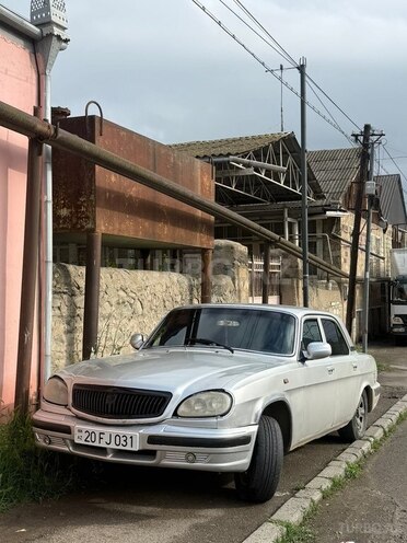 GAZ 31105 "Volga"-13