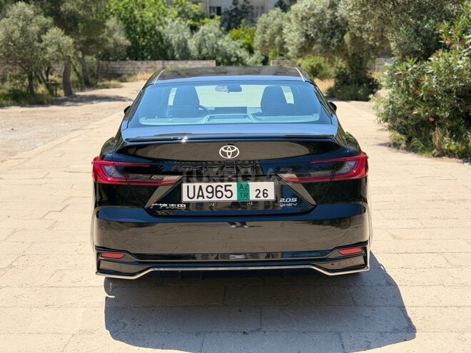 Toyota Camry-8