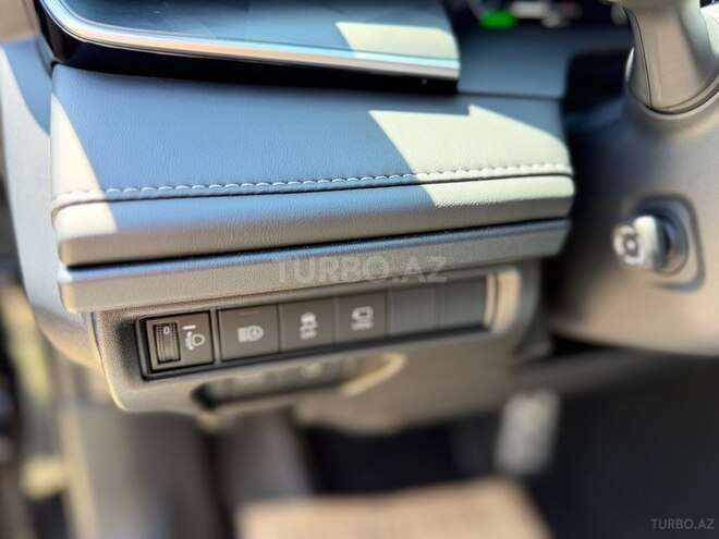 Toyota Camry-17