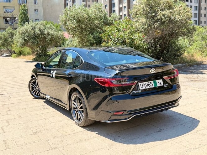 Toyota Camry-10