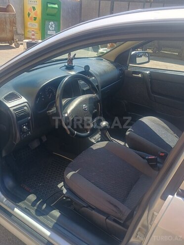 Opel Astra-9