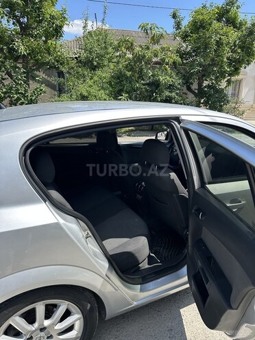 Opel Astra-15