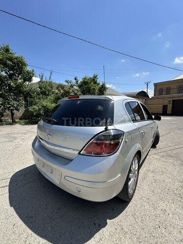 Opel Astra-3