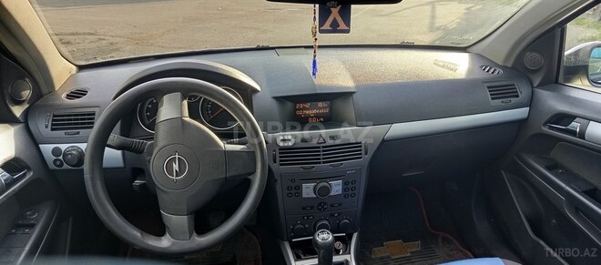 Opel Astra-7