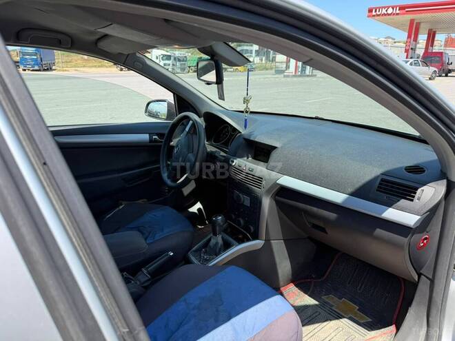 Opel Astra-8