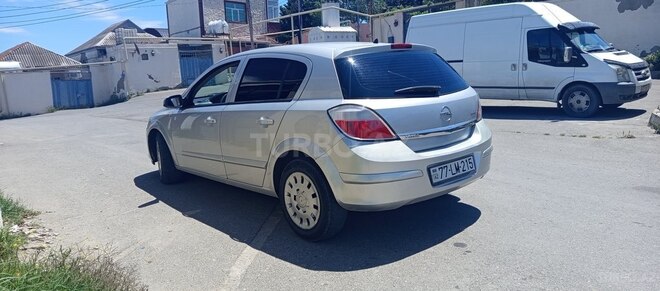 Opel Astra-12