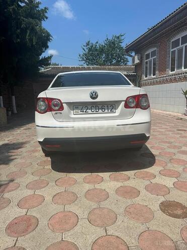 Volkswagen Jetta-8