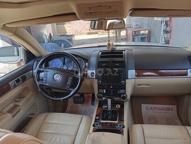 Volkswagen Touareg-11