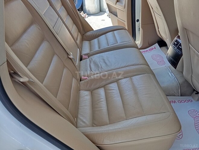 Volkswagen Touareg-6