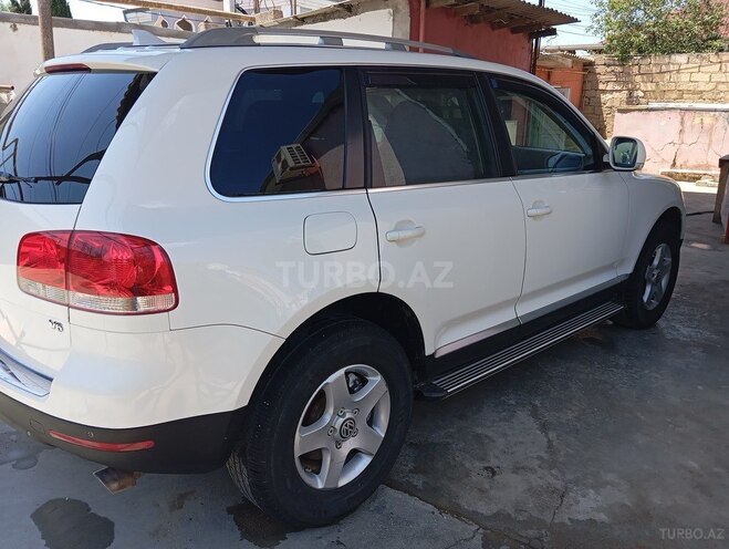 Volkswagen Touareg-8