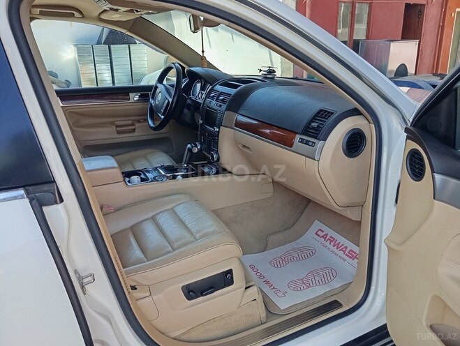 Volkswagen Touareg-3