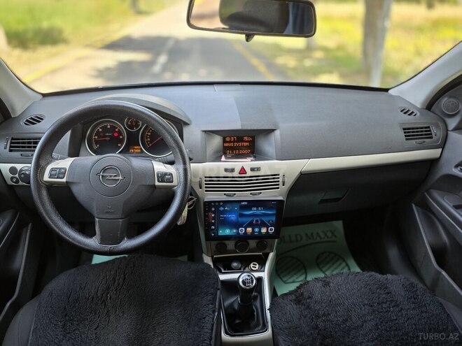Opel Astra-10