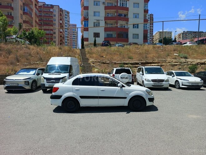 Kia Rio-4