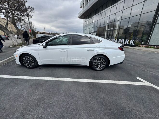 Hyundai Sonata-3