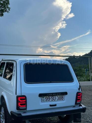 LADA (VAZ) Niva-21