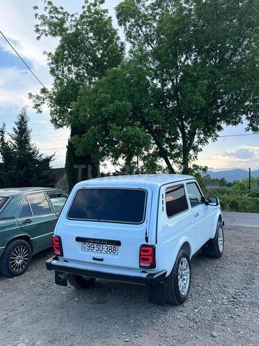 LADA (VAZ) Niva-12