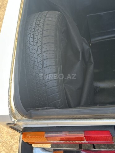 LADA (VAZ) 2106-21