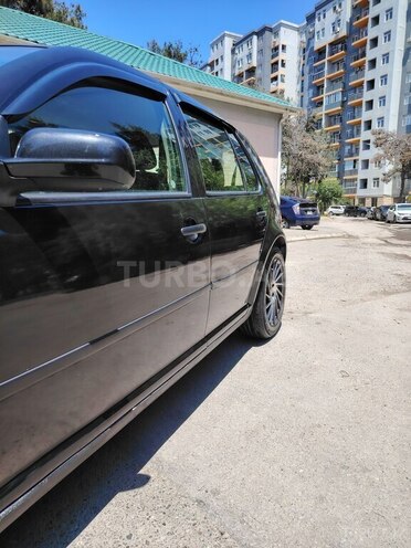 Volkswagen Golf-3