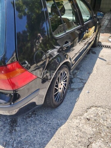 Volkswagen Golf-8