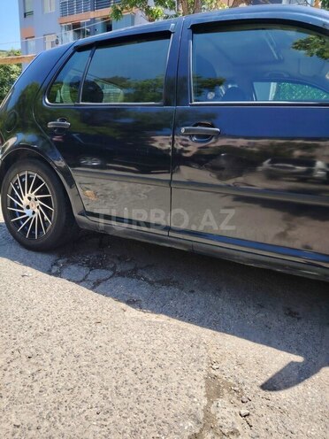 Volkswagen Golf-12