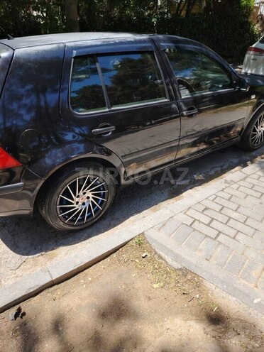 Volkswagen Golf-19