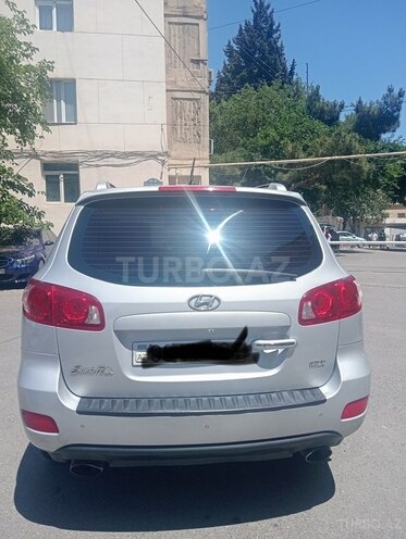Hyundai Santa Fe-5