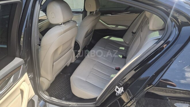 BMW 530-10