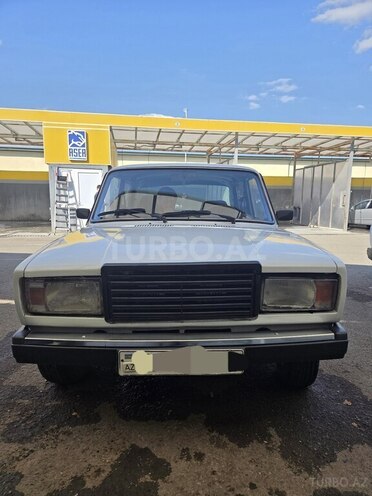 LADA (VAZ) 2107-1