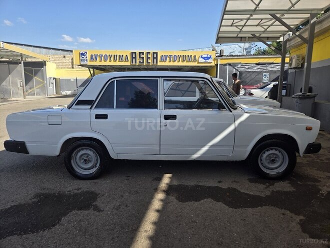 LADA (VAZ) 2107-4