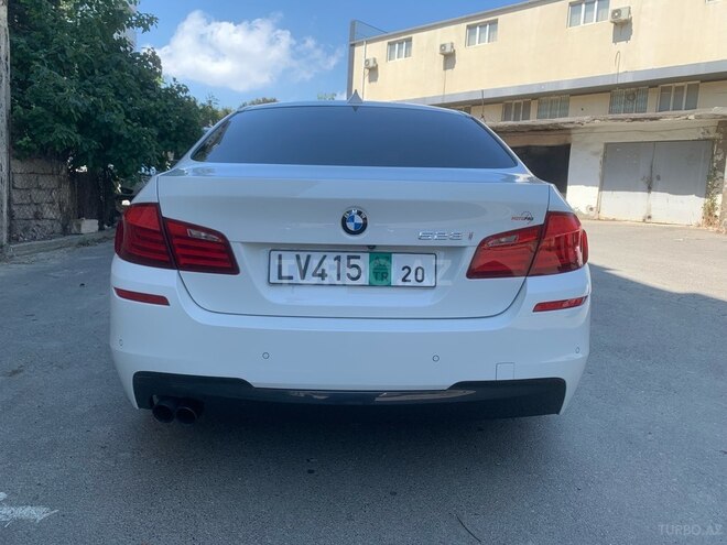 BMW 528-2