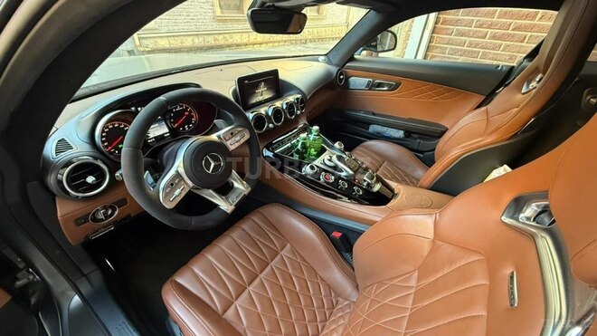 Mercedes AMG GT S-6